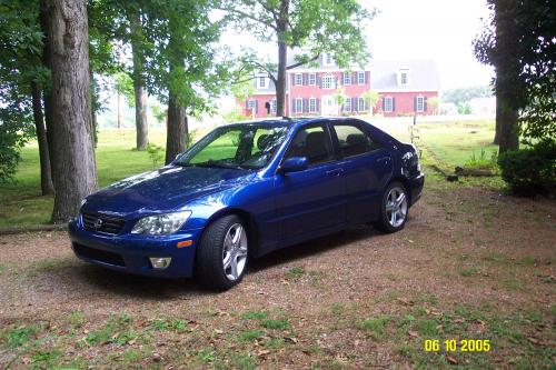 Toyota and Lexus 8N8 Intensa Blue Pearl Color Match Wrap article photo
