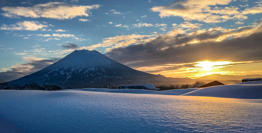 Mount Yotei near Niseko long-term SUV rental article
