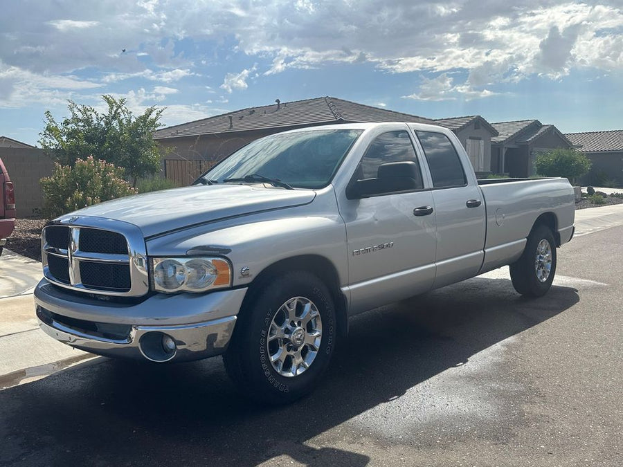 2003 Dodge Ram 2500 MANUAL TRANSMISSION - CUMMINS 5.9 DIESEL - FOR SALE -