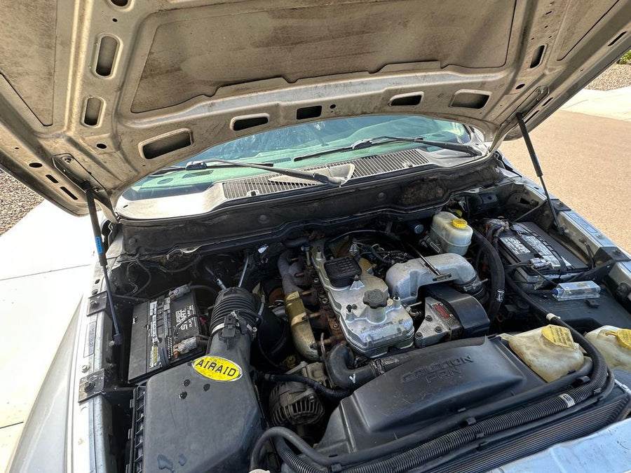 2003 Dodge Ram 2500 MANUAL TRANSMISSION - CUMMINS 5.9 DIESEL - FOR SALE -