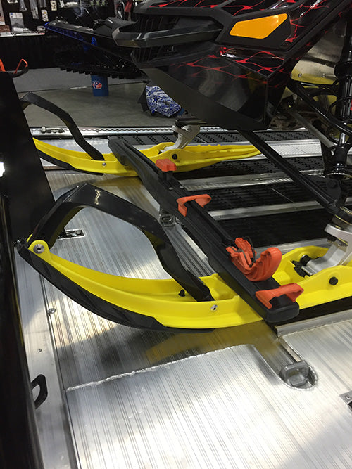日本在庫有り Snowmobile Superclamp  カナダ製ワンタッチタイタウンシステム 完全前後セット