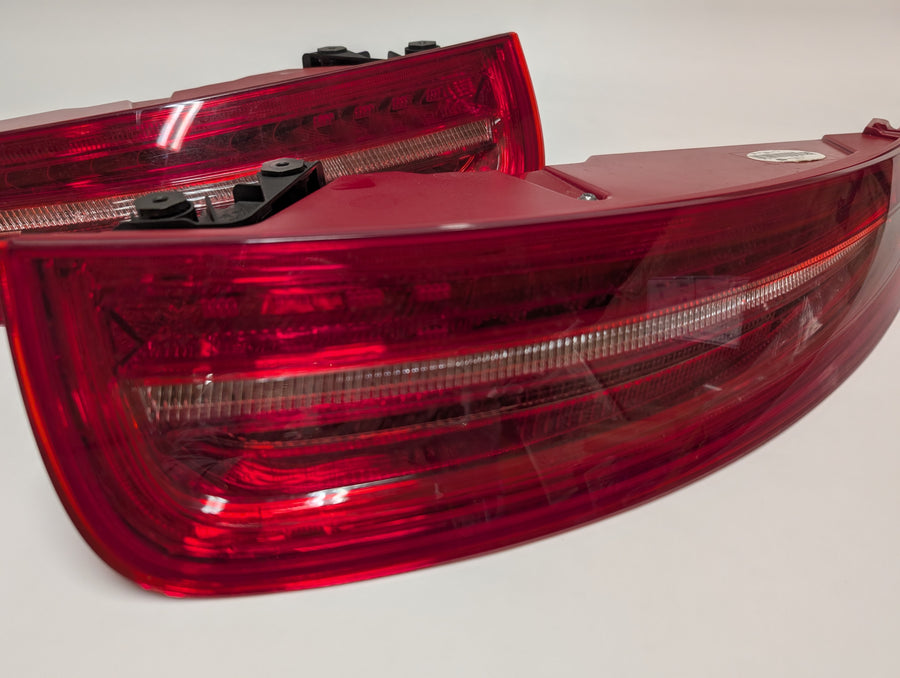 PORSCHE ORIGINAL OEM 911 991 TAIL LIGHT SET Right and Left Like new Condition