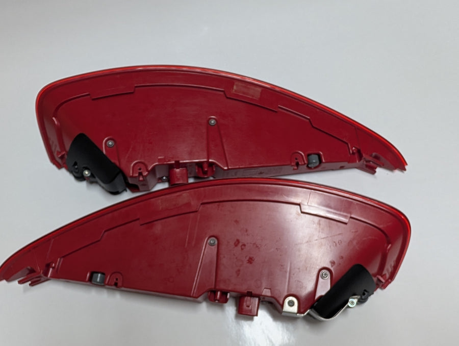 PORSCHE ORIGINAL OEM 911 991 TAIL LIGHT SET Right and Left Like new Condition