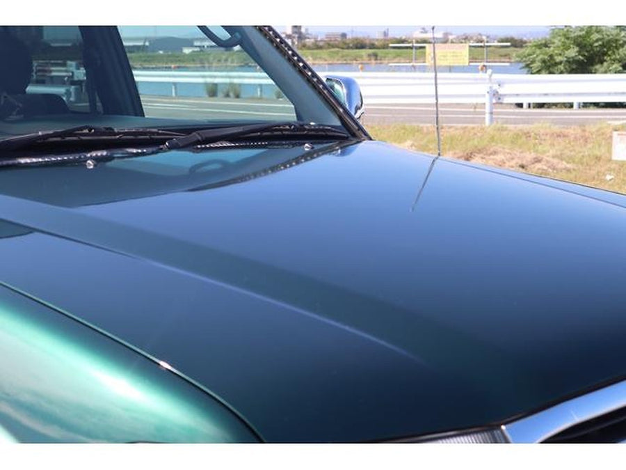 1999 Toyota Land Cruiser 100 VX – Diesel 4WD SUV - Import from Japan