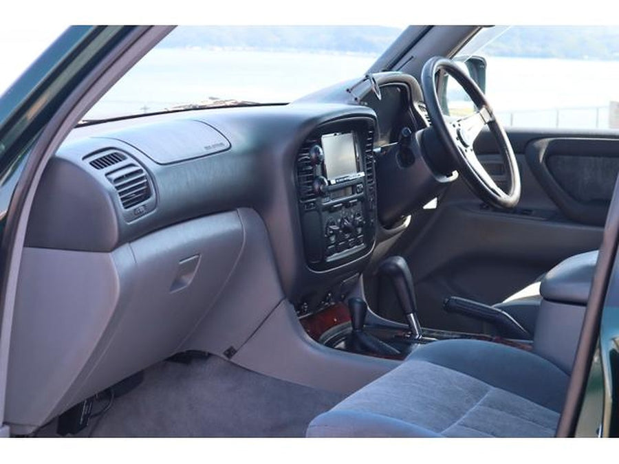 1999 Toyota Land Cruiser 100 VX – Diesel 4WD SUV - Import from Japan