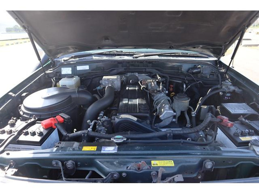 1999 Toyota Land Cruiser 100 VX – Diesel 4WD SUV - Import from Japan