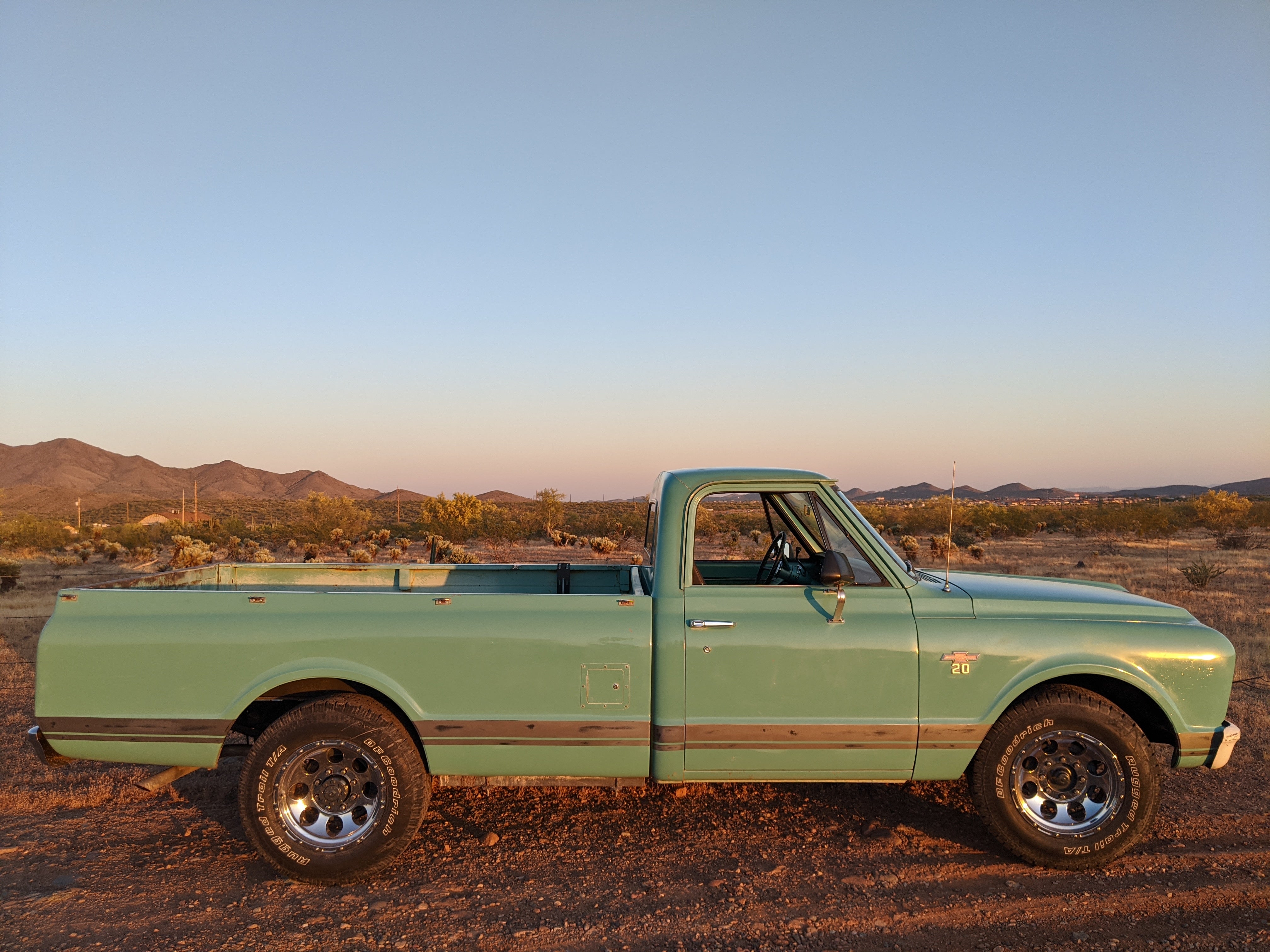 シボレーC10 クラシックカー レストアー USA サバイバー フルカスタム