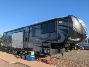 2015 Heartland Cyclone HD 4200 - Toy Hauler SIDE PATIO