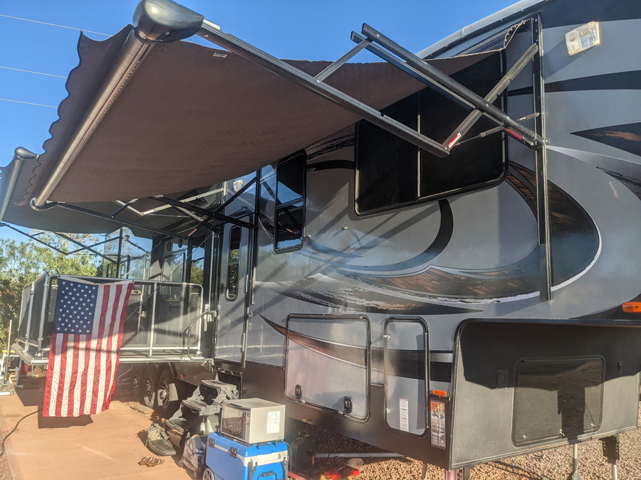 2015 Heartland Cyclone HD 4200 - Toy Hauler SIDE PATIO