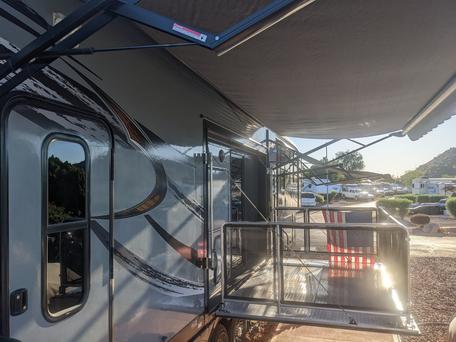 2015 Heartland Cyclone HD 4200 - Toy Hauler SIDE PATIO
