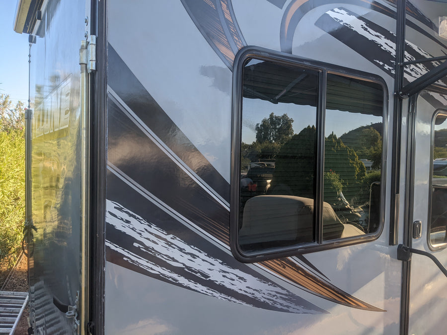 2015 Heartland Cyclone HD 4200 - Toy Hauler SIDE PATIO