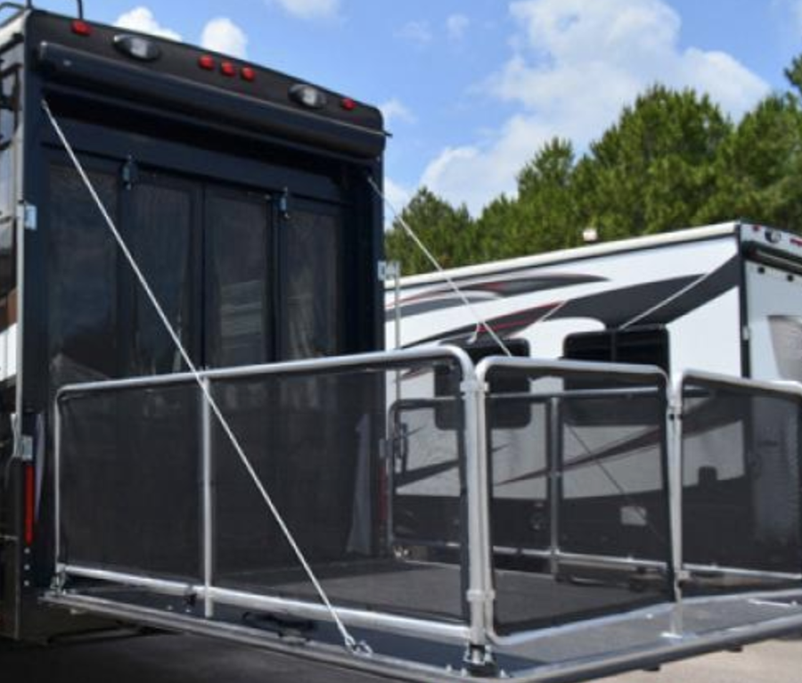 2015 Heartland Cyclone HD 4200 - Toy Hauler SIDE PATIO